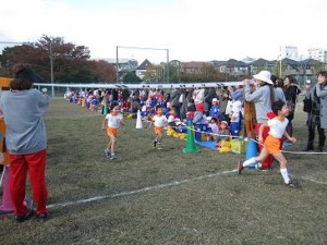 年長組　保育所５歳　ゴール風景